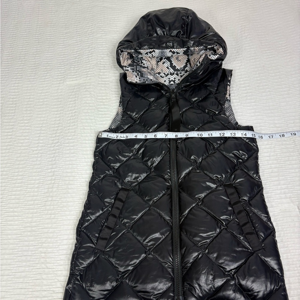 lululemon athletica Shiny Black Hooded Vest - Picture 7 of 12